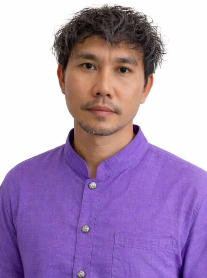 นายวีระศักดิ์ กวีสานต์