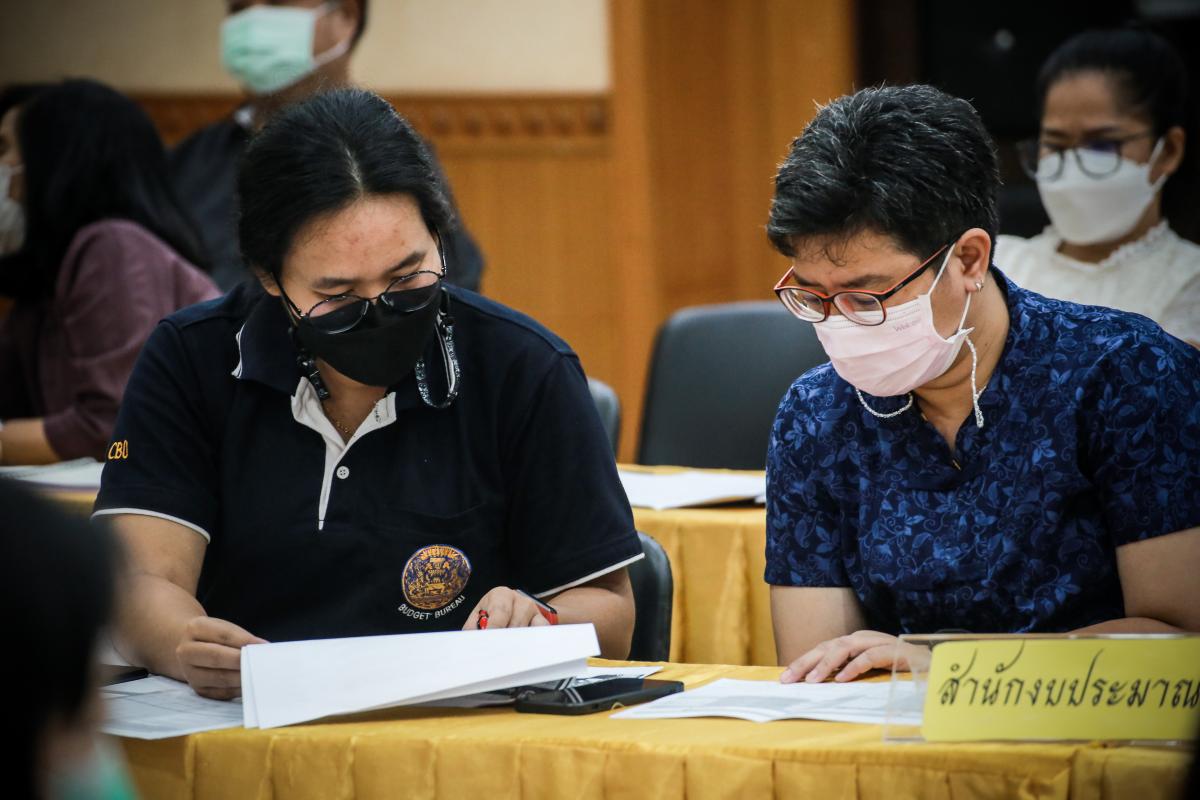 นายกองค์การบริหารส่วนจังหวัดตาก พร้อมทั้งคณะผู้บริหารและเจ้าหน้าที่ที่เกี่ยวข้อง ประชุมหารือแนวทางการผลักดันงบประมาณปี 2566