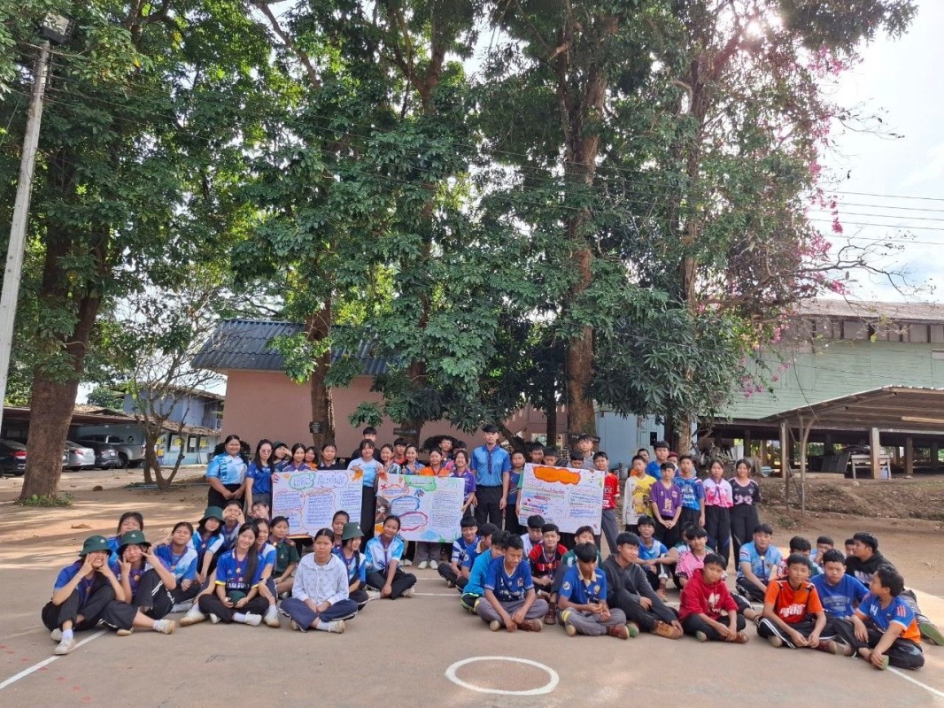 29-30 พย.และ1 ธค. 67 จนท.รพ.สต.บ้านสันป่าไร่ ร่วมกับอาสาสมัครสาธารณสุขหมู่ที่2,3,5และ6,ศพด.บ้านป่าไร่เหนือและโรงเรียนบ้านสันป่าไร่ รณรงค์ให้ความรู้แก่ประชาชนทั่วไปและนักเรียนเนื่องในวันเอดส์โลก