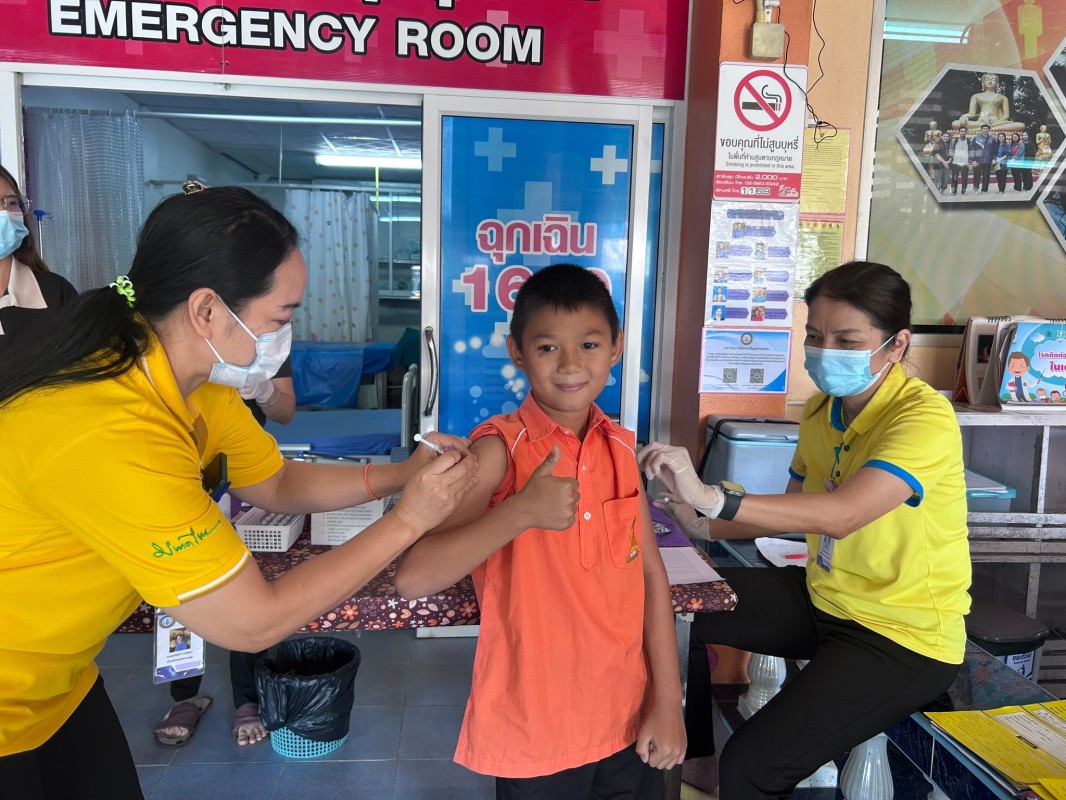 12 ธ.ค.67 รพ.สต.บ้านสันป่าไร่ ฉีดวัคซีนนักเรียน รอบที่ 3