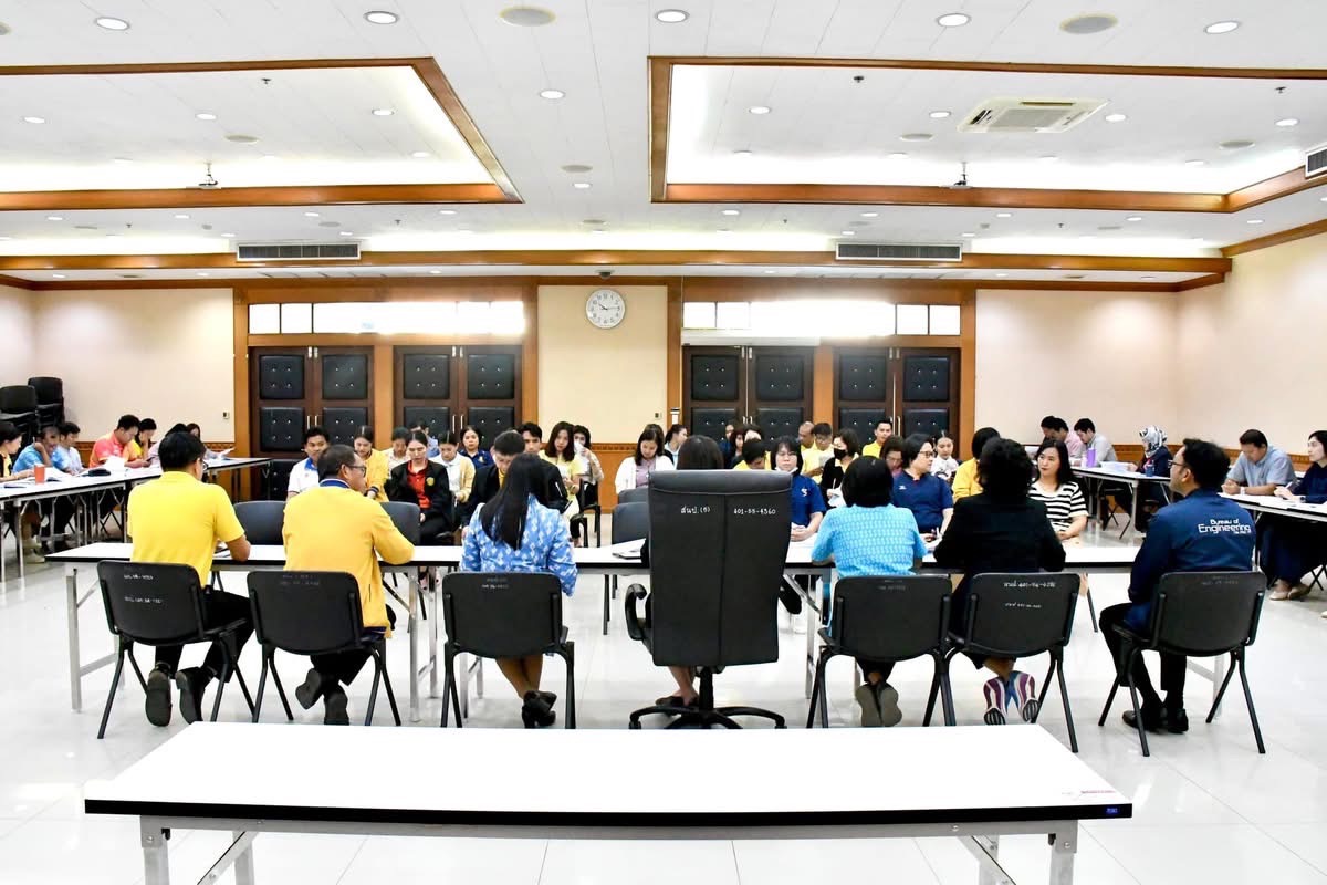 ผอ. กกต. อบจ. ตาก ประชุมซักซ้อมการรับสมัครรับเลือกตั้ง ส.อบจ.ตาก