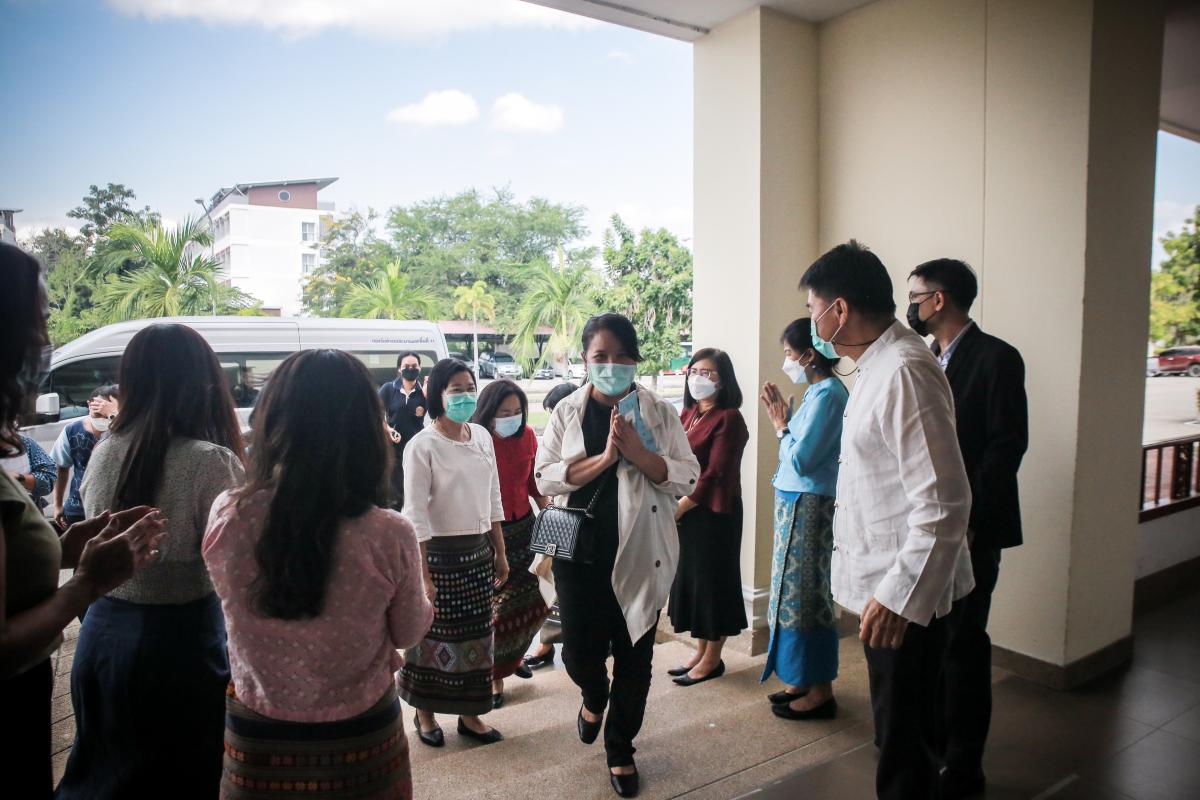 นายกองค์การบริหารส่วนจังหวัดตาก พร้อมทั้งคณะผู้บริหารและเจ้าหน้าที่ที่เกี่ยวข้อง ประชุมหารือแนวทางการผลักดันงบประมาณปี 2566