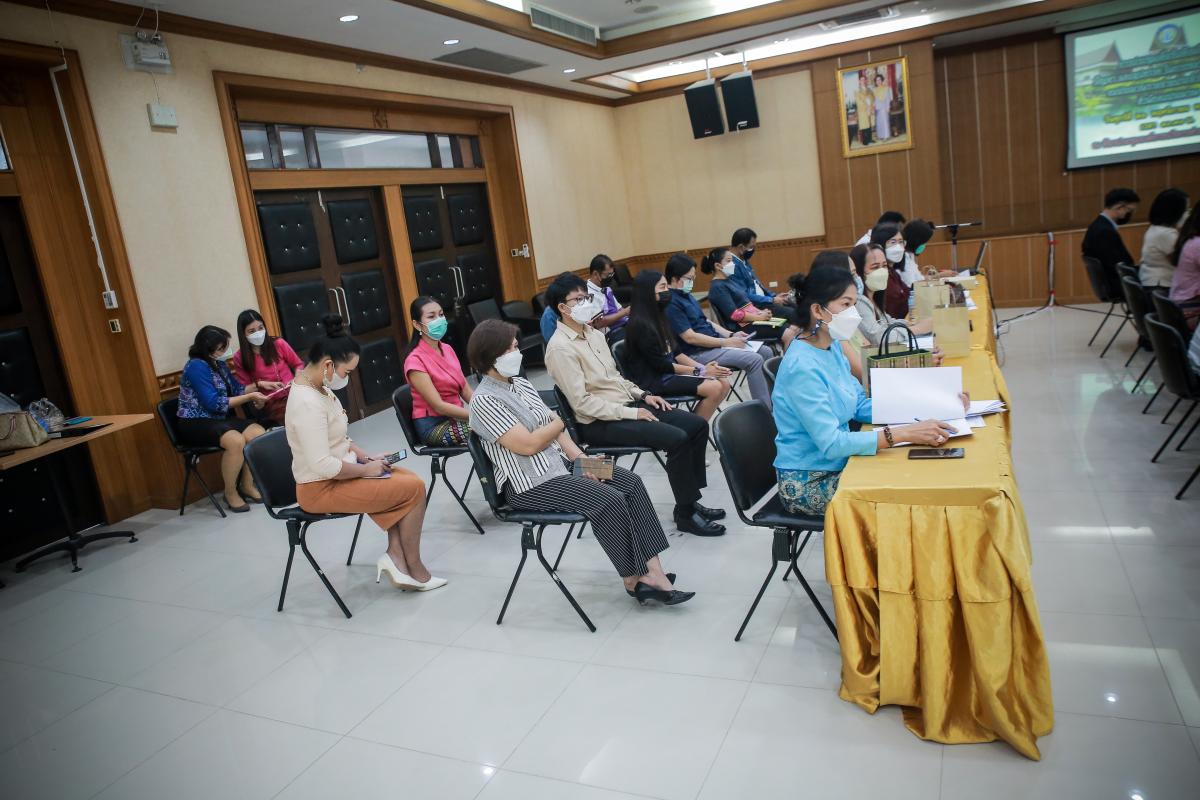 นายกองค์การบริหารส่วนจังหวัดตาก พร้อมทั้งคณะผู้บริหารและเจ้าหน้าที่ที่เกี่ยวข้อง ประชุมหารือแนวทางการผลักดันงบประมาณปี 2566