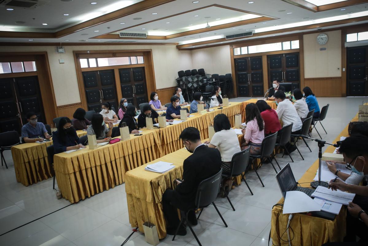 นายกองค์การบริหารส่วนจังหวัดตาก พร้อมทั้งคณะผู้บริหารและเจ้าหน้าที่ที่เกี่ยวข้อง ประชุมหารือแนวทางการผลักดันงบประมาณปี 2566