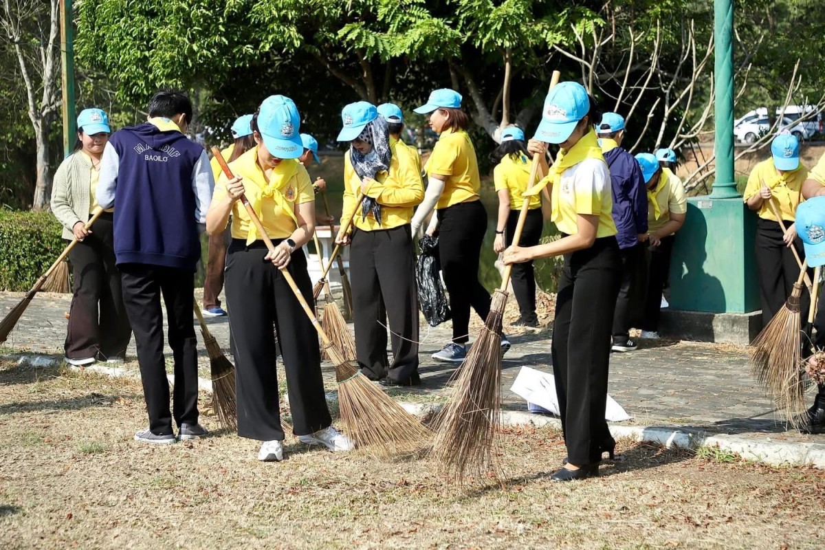 อบจ.ตาก เข้าร่วมกิจกรรม จิตอาสา " เราทำความดีด้วยหัวใจ " เนื่องในวันพ่อขุนรามคำแหงมหาราช 