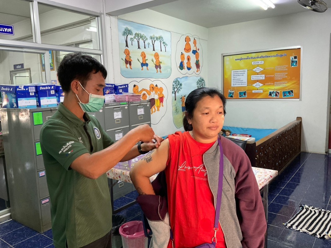 20-24 ม.ค.68 รพ.สต.บ้านสันป่าไร่ ให้บริการฉีดวัคซีนป้องกันโรคมะเร็งปากมดลูก(HPV) เข็มที่ 2 ให้แก่สตรีกลุ่มเป้าหมาย