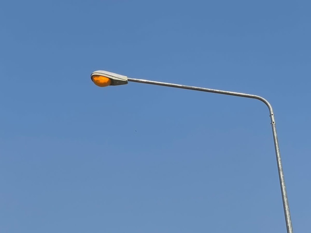 สำนักช่าง อบจ.ตาก เข้าซ่อมแซมระบบไฟฟ้าส่องสว่าง