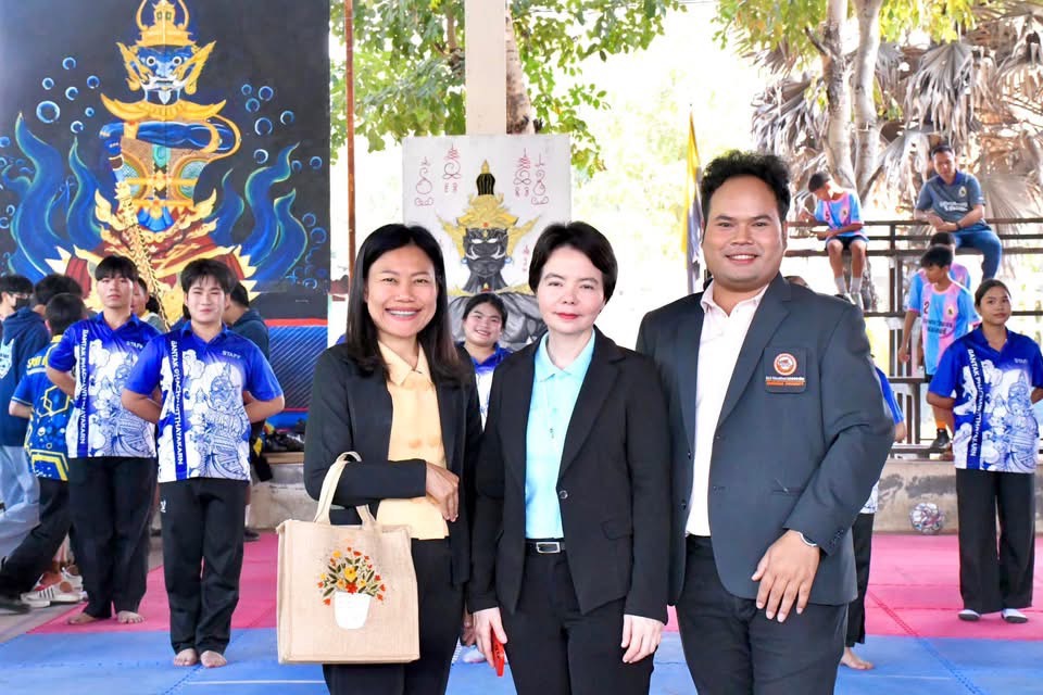 กองการศึกษาฯ อบจ.ตาก ร่วมเป็นเกียรติในงานเปิดโลกวิชาการ "ตลาดนัดการเรียนรู้ สู่โลกแห่งนวัตกร"