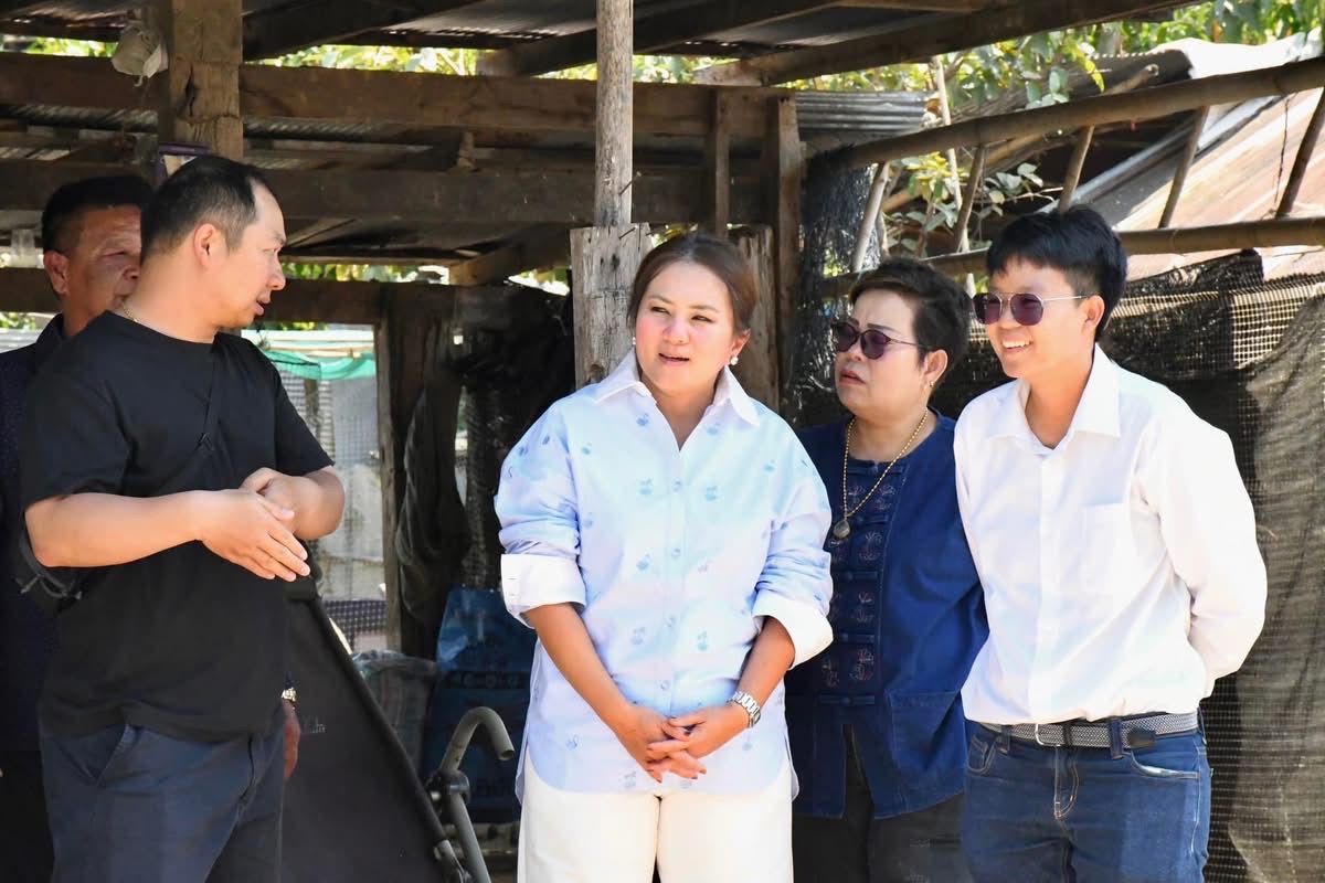 นายก อบจ.ตาก ลงพื้นที่สำรวจบริเวณชุมชนจ๊อกจอ อ.แม่สอด จ.ตาก