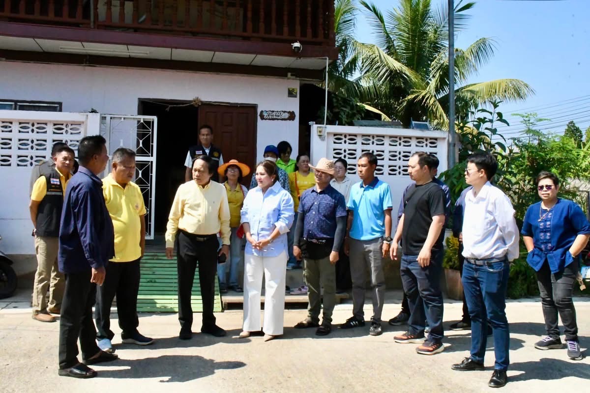 นายก อบจ.ตาก ลงพื้นที่สำรวจบริเวณชุมชนจ๊อกจอ อ.แม่สอด จ.ตาก