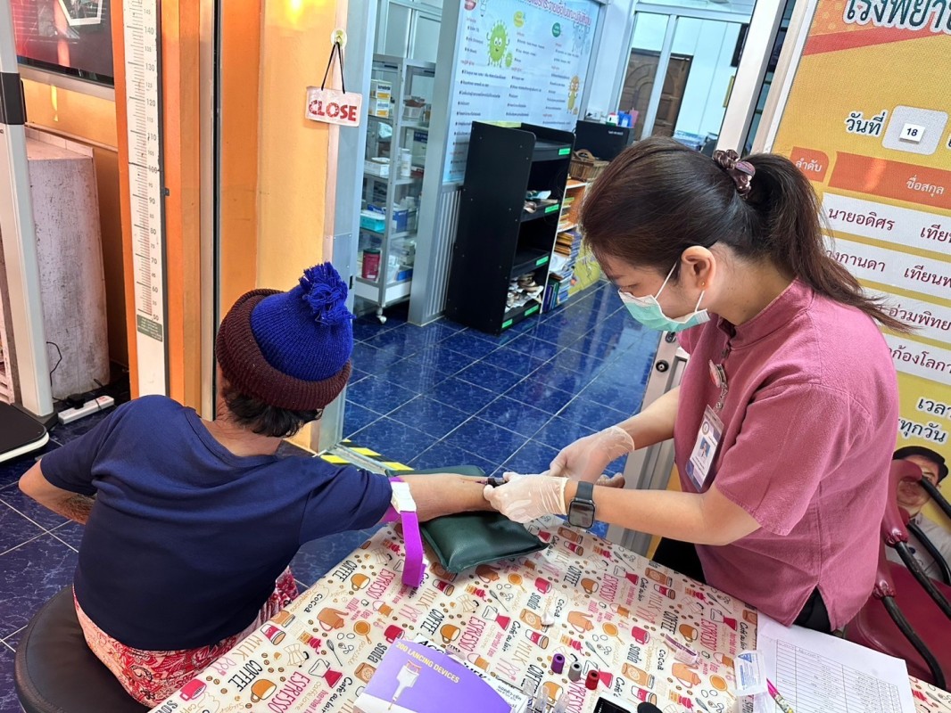 18 ก.พ.68 รพ.สต.บ้านสันป่าไร่ ให้บริการเจาะเลือด,วัดความดันโลหิต ผู้ป่วยโรคความดันโลหิตสูง (กลุ่ม2) 