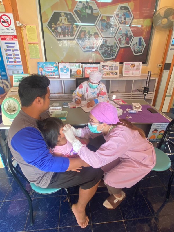 12 มี.ค.68 รพ.สต.บ้านสันป่าไร่ ให้บริการฉีดวัคซีนเด็ก อายุ 2 เดือน ถึง 4 ปี จำนวน 29 คน และตรวจสุขภาพช่องปาก , เคลือบฟลูออไรด์ , ให้ทันตสุขศึกษาแก่ผู้ปกครองเด็ก , เจาะเลือดตรวจ Hct , จ่ายยา para syr และ ferrous syr