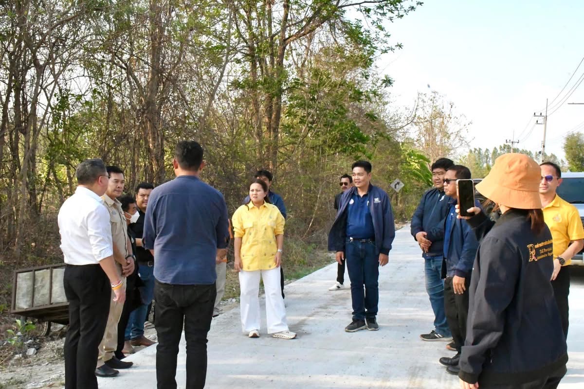 นายก อบจ.ตาก ลงพื้นที่ตรวจติดตามการปรับปรุงถนนในพื้นที่ ต.นาโบสถ์ อ.วังเจ้า จ.ตาก