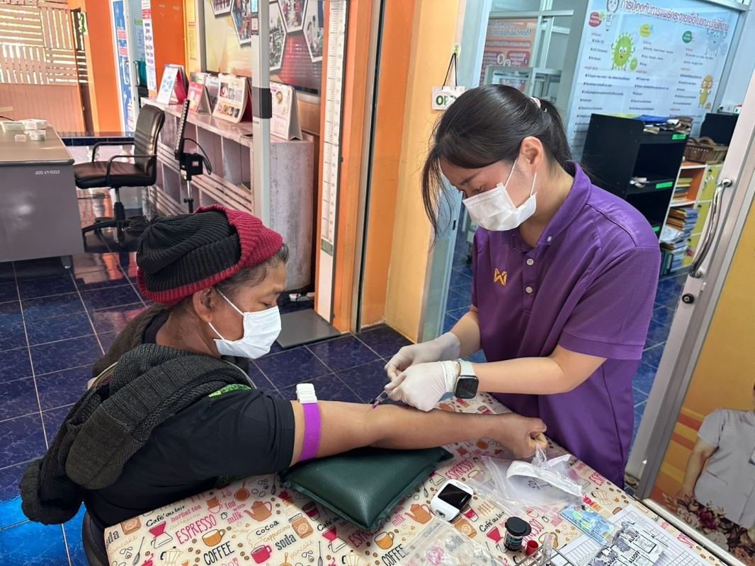 18 มี.ค.68 รพ.สต.บ้านสันป่าไร่ เจาะเลือดผู้ป่วยโรคความดันโลหิตสูง กลุ่ม 3 จำนวน 24 ราย