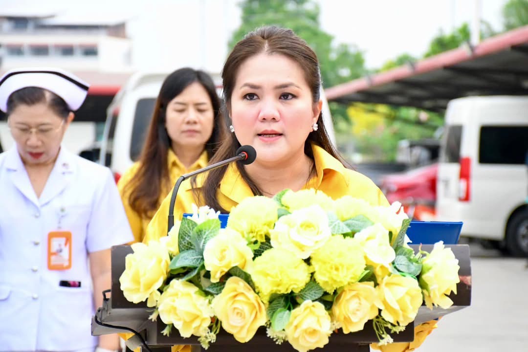 นายก อบจ.ตาก ร่วมเป็นเกียรติและกล่าวต้อนรับในพิธีเปิดโครงการคัดกรองมะเร็งเต้านมโดยเครื่องเอกซเรย์เต้านมเคลื่อนที่ (Mammogram) และ คัดกรองมะเร็งปากมดลูกฯ เฉลิมพระเกียรติพระบาทสมเด็จพระเจ้าอยู่หัว