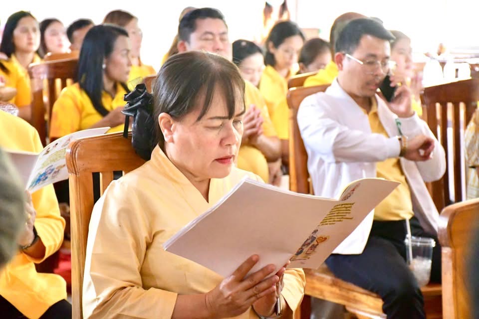 อบจ.ตาก ร่วมพิธีเจริญพระพุทธมนต์เฉลิมพระเกียรติถวายพระพรชัยมงคลแด่ พระบาทสมเด็จพระเจ้าอยู่หัว และพระบรมวงศานุวงศ์ ประจำปีพุทธศักราช 2568