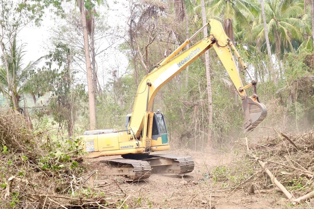 อบจ.ตาก ร่วมกิจกรรม จิตอาสาบำเพ็ญสาธารณประโยชน์ เนื่องในวันที่ระลึกพระบาทสมเด็จพระนั่งเกล้าเจ้าอยู่หัว