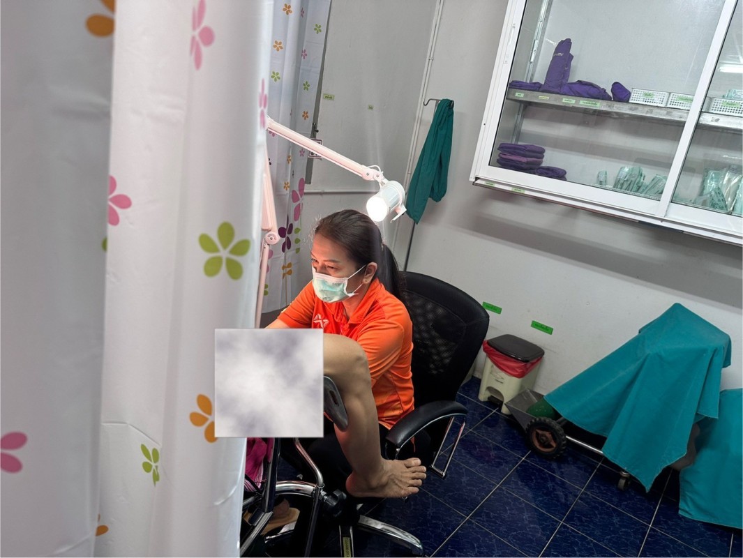 3 เม.ย.68 รพ.สต.บ้านสันป่าไร่ ตรวจคัดกรองมะเร็งปากมดลูก รอบสอง ในสตรีกลุ่มเป้าหมาย อายุ 30-60 ปี(หมู่ 2 และ 3) มีผู้มารับบริการทั้งหมด 23 ราย