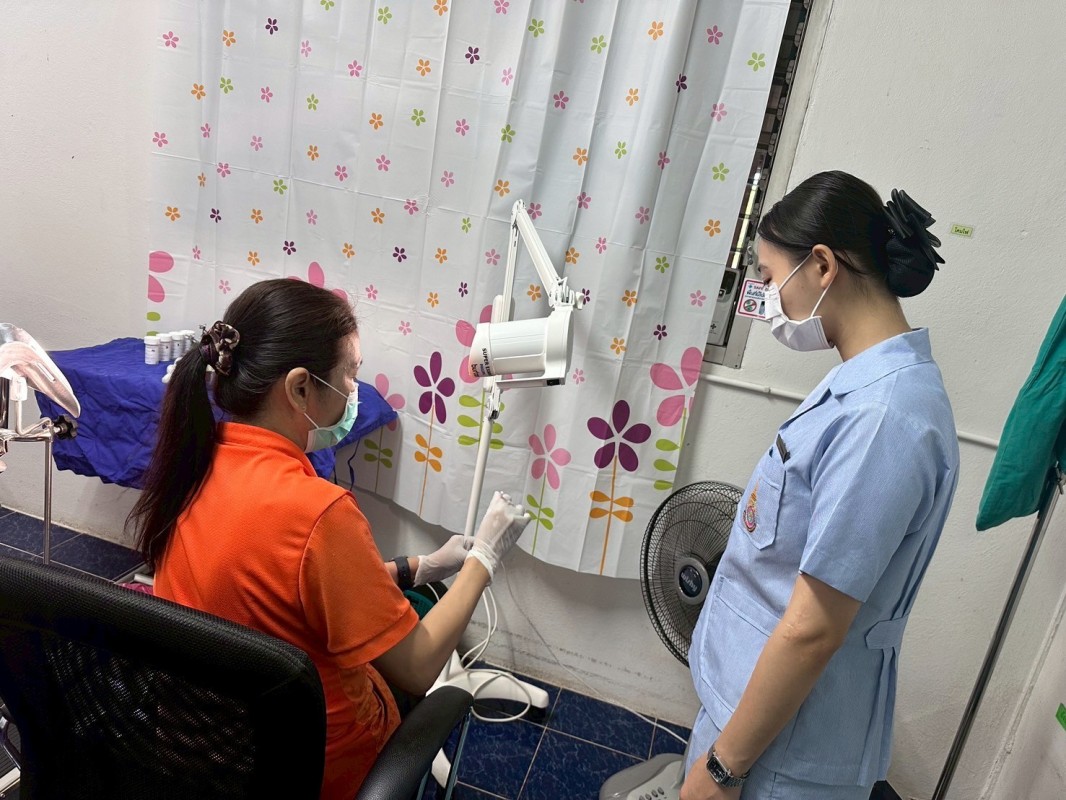 3 เม.ย.68 รพ.สต.บ้านสันป่าไร่ ตรวจคัดกรองมะเร็งปากมดลูก รอบสอง ในสตรีกลุ่มเป้าหมาย อายุ 30-60 ปี(หมู่ 2 และ 3) มีผู้มารับบริการทั้งหมด 23 ราย