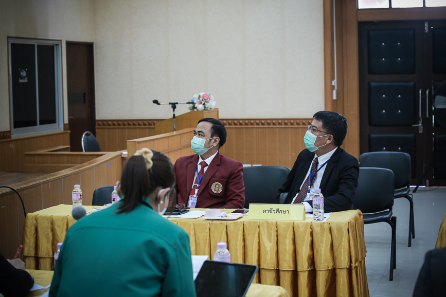 เข้าร่วมประชุม ร่วมกับ หน่วยงานทางการศึกษาจังหวัดตาก เพื่อหารือแนวทางการดำเนินโครงกาวันที่ 1 ธันวาคม 2564 นายณัฐวุฒิ ทวีเกื้อกูลกิจ นายกองค์การบริหารส่วนจังหวัดตาก มอบหมายให้ นางวันทนา วิรัชเกษม รองปลัดองค์การบริหารส่วนจังหวัด รักษาราชการแทน ปลัดองค์การบร