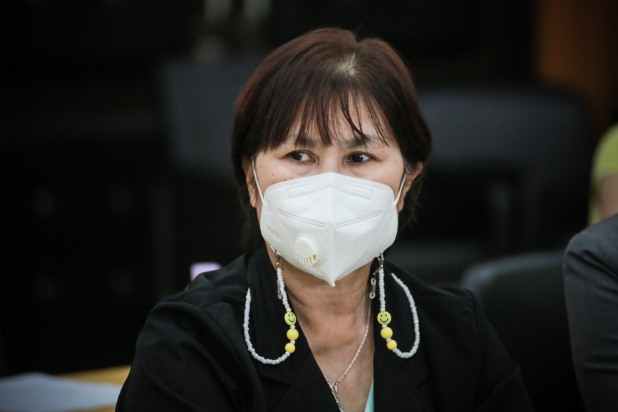 เข้าร่วมประชุม ร่วมกับ หน่วยงานทางการศึกษาจังหวัดตาก เพื่อหารือแนวทางการดำเนินโครงกาวันที่ 1 ธันวาคม 2564 นายณัฐวุฒิ ทวีเกื้อกูลกิจ นายกองค์การบริหารส่วนจังหวัดตาก มอบหมายให้ นางวันทนา วิรัชเกษม รองปลัดองค์การบริหารส่วนจังหวัด รักษาราชการแทน ปลัดองค์การบร