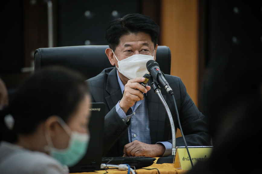 เข้าร่วมประชุม ร่วมกับ หน่วยงานทางการศึกษาจังหวัดตาก เพื่อหารือแนวทางการดำเนินโครงกาวันที่ 1 ธันวาคม 2564 นายณัฐวุฒิ ทวีเกื้อกูลกิจ นายกองค์การบริหารส่วนจังหวัดตาก มอบหมายให้ นางวันทนา วิรัชเกษม รองปลัดองค์การบริหารส่วนจังหวัด รักษาราชการแทน ปลัดองค์การบร