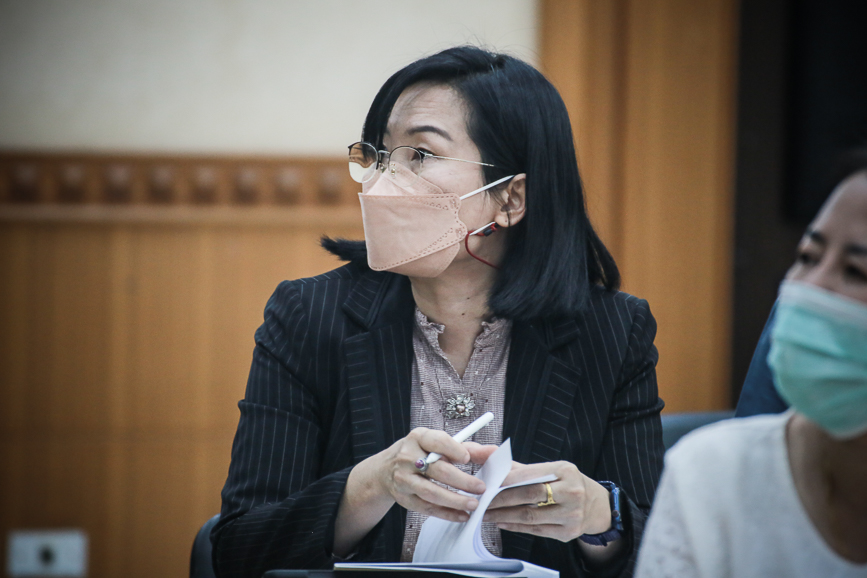 เข้าร่วมประชุม ร่วมกับ หน่วยงานทางการศึกษาจังหวัดตาก เพื่อหารือแนวทางการดำเนินโครงกาวันที่ 1 ธันวาคม 2564 นายณัฐวุฒิ ทวีเกื้อกูลกิจ นายกองค์การบริหารส่วนจังหวัดตาก มอบหมายให้ นางวันทนา วิรัชเกษม รองปลัดองค์การบริหารส่วนจังหวัด รักษาราชการแทน ปลัดองค์การบร