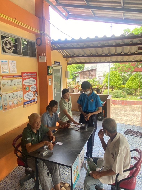 30 เม.ย.68 รพ.สต.บ้านสันป่าไร่ จ่ายยาให้แก่ผู้ป่วย NCD กลุ่ม 1 (โรคเบาหวาน) จำนวน 23 ราย และ แจ้งผลการตรวจเลือด , นับจำนวนยา และ ทบทวนความเข้าใจเรื่องการทานยาก่อนผู้ป่วยกลับบ้าน