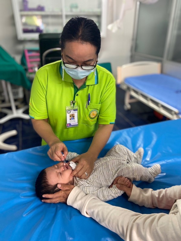 14 พ.ค.68 รพ.สต.บ้านสันป่าไร่ ฉีดวัคซีนเด็ก อายุ 2 เดือน ถึง 4 ปี จำนวน 38 ราย และ ตรวจสุขภาพช่องปาก,เคลือบฟลูออไรด์,ให้ทันตสุขศึกษาแก่ผู้ปกครองเด็ก,เจาะเลือดตรวจhct,จ่ายยา para syr , ferrous syr