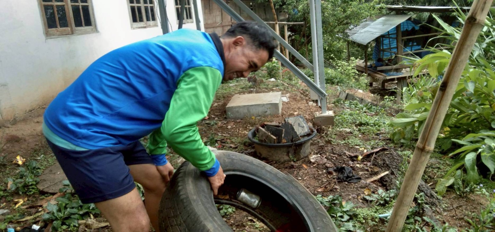 18 พฤษภาคม 2568 รพ.สต.บ้านสันป่าไร่ร่วมกับอาสาสมัครสาธารณสุข หมู่ที่ 2,3,5,6และ7 รณรงค์สำรวจและทำลายแหล่งเพาะพันธ์ลูกน้ำยุงลาย รอบที่ 2 ประจำเดือน พฤษภาคม 2568