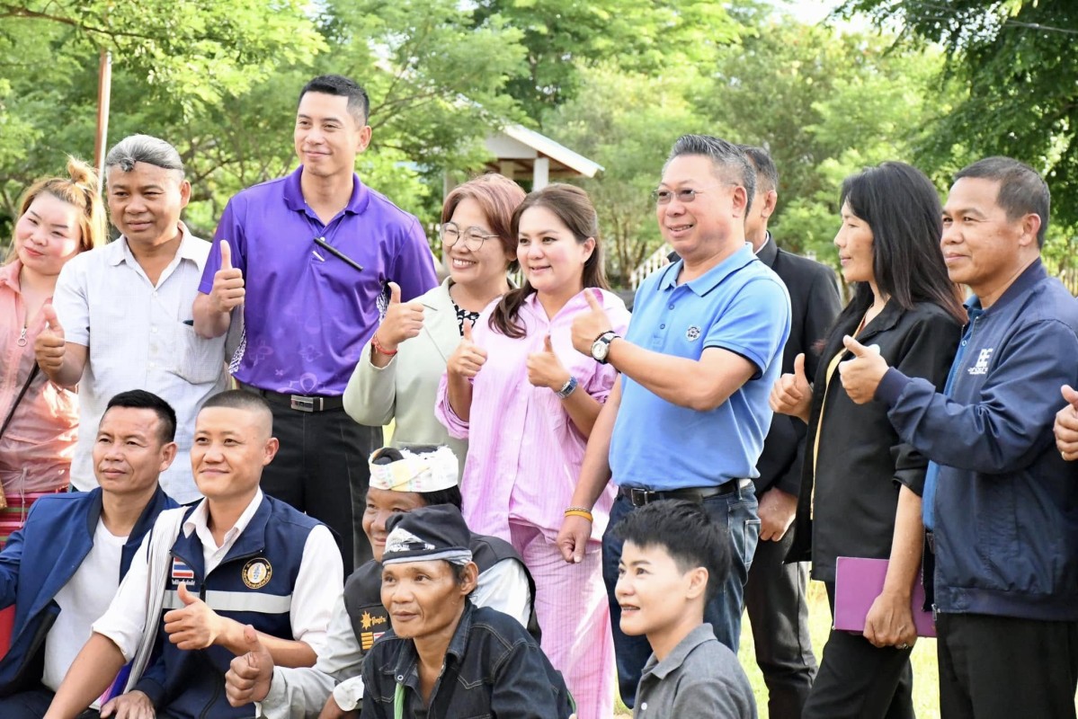 นายกองค์การบริหารส่วนจังหวัดตาก นางอัจฉรา ทวีเกื้อกูลกิจ (นายกจอย)  นำทีมสำนักช่าง อบจ.ตาก ลงพื้นที่ ตำบลแม่จัน อำเภออุ้มผาง จังหวัดตาก