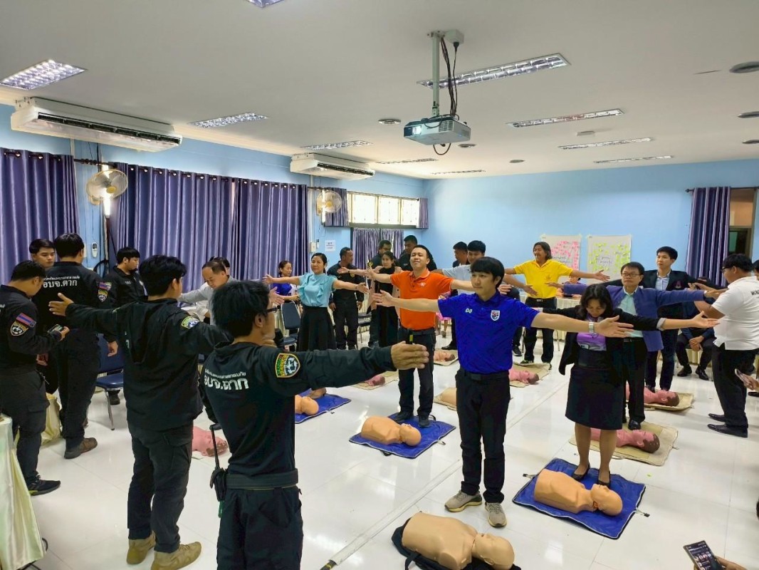 ศูนย์ป้องกันและบรรเทาสาธารณะภัย อบจ.ตาก อบรมให้ความรู้ การส่งเสริมความปลอดภัยในสถานศึกษา