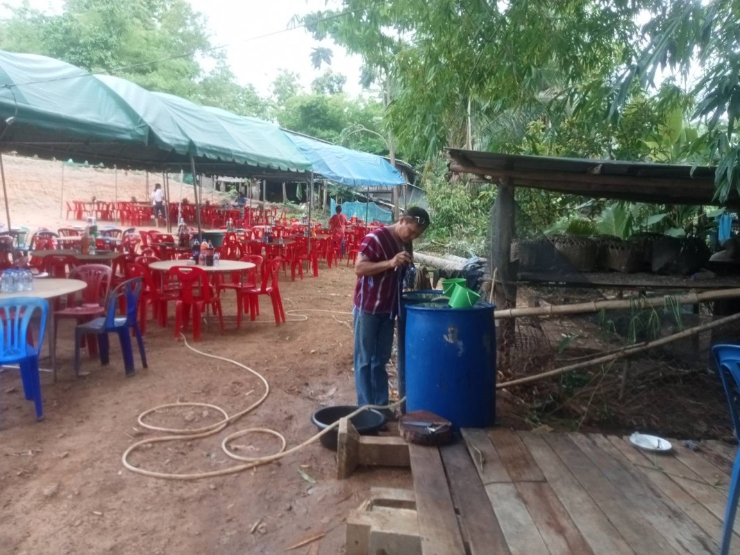 24 พฤษภาคม 2568 รพ.สต.บ้านสันป่าไร่ร่วมกับอาสาสมัครสาธารณสุขหมู่ทึ่ 3 บ้านจบปิ รณรงค์สำรวจและทำลายแหล่งเพาะพันธ์ลูกน้ำยุงลาย 100 เมตร รอบบ้านงานแต่งงาน จำนวน 10 หลังคาเรือน ภาชนะทั้งหมด 67 ชิ้น พบลูกน้ำ 1 ชิ้น ทำลายเรียบร้อยแล้ว