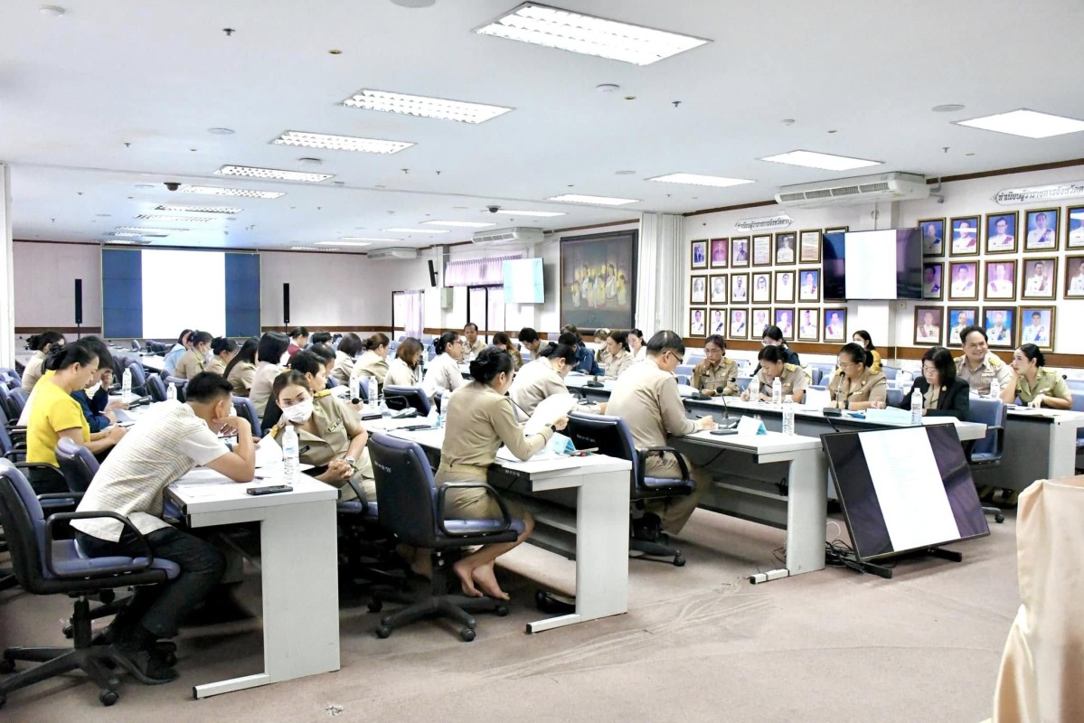 อบจ.ตาก ร่วมกับ จังหวัดตาก จัดการประชุมหารือแนวทางการจัดงานประเพณี งานตากสินมหาราชานุสรณ์จังหวัดตาก ประจำปี 2568-2569