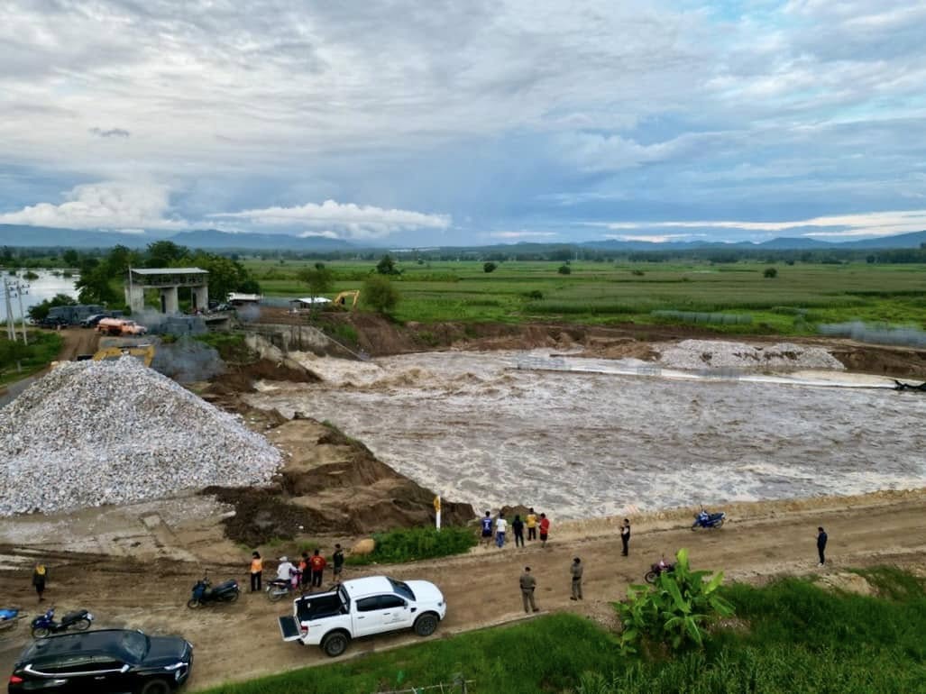 นายกจอย ลงพื้นที่ ต.วังหมัน อ.สามเงา