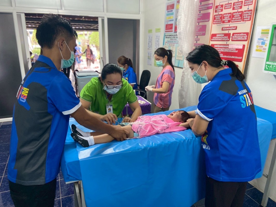 30 พ.ค.68 รพ.สต.บ้านสันป่าไร่ รณรงค์ฉีดวัคซีนป้องกันไข้หวัดใหญ่ กลุ่มเสี่ยง (เด็กอายุ 6 เดือน ถึง 2ปี 11 เดือน) จำนวน 70 ราย