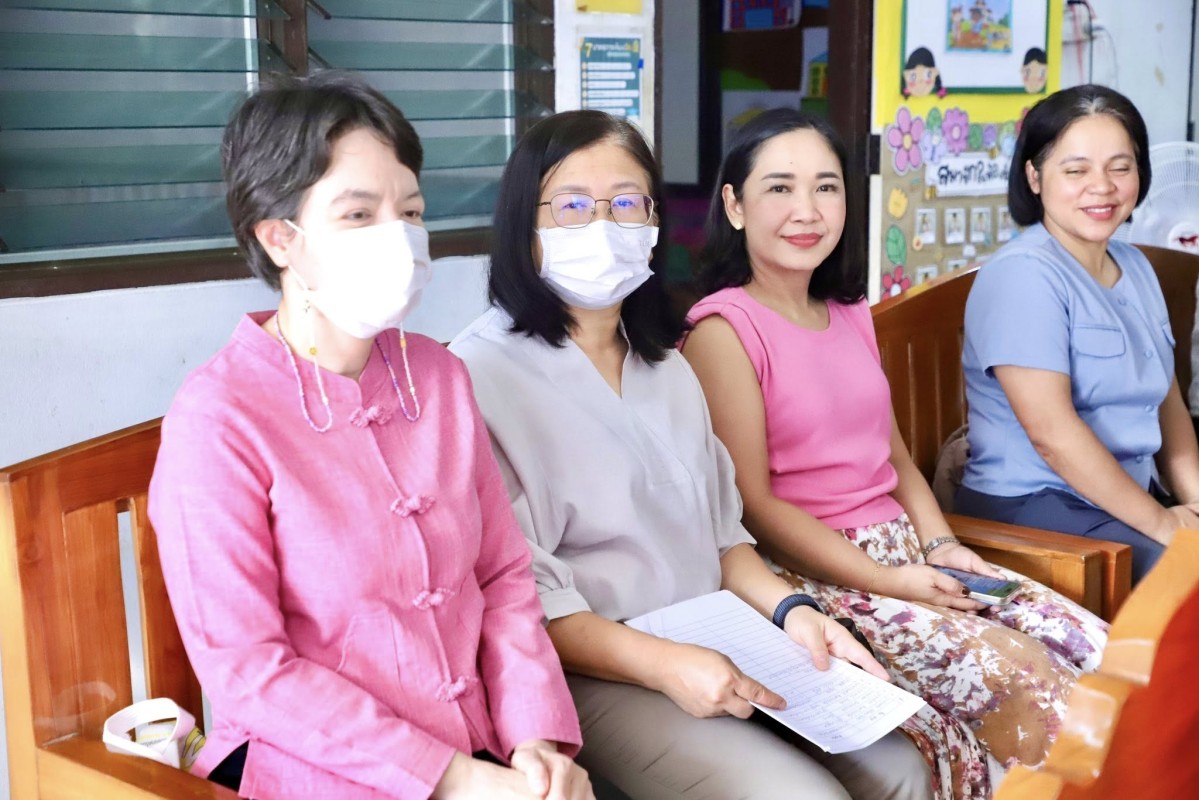 นายก.จอย นายก อบจ.ตาก พบปะผู้ปกครอง โรงเรียนตากกวง พร้อมมอบงบประมาณสนับสนุน