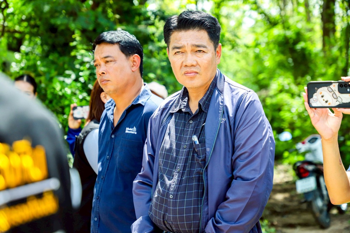 นายก.จอย นายก อบจ.ตาก ลงพื้นที่ตรวจการทำงานของเครื่องจักรบ้านวังหิน ตำบลวังหิน