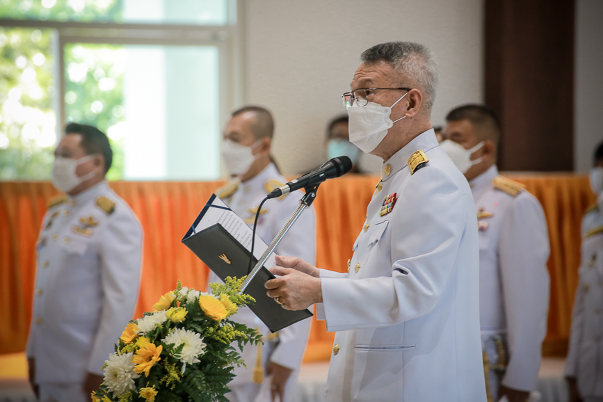 นายก อบจ.ตาก ร่วมพิธีวางพานพุ่มและพิธีถวายบังคม เนื่องในวันคล้ายวันพระบรมราชสมภพ พระบาทสมเด็จพระบรมชนกาธิเบศร มหาภูมิพลอดุลยเดชมหาราช บรมนาถบพิตร วันชาติ และวันพ่อแห่งชาติ 5 ธันวาคม 2564