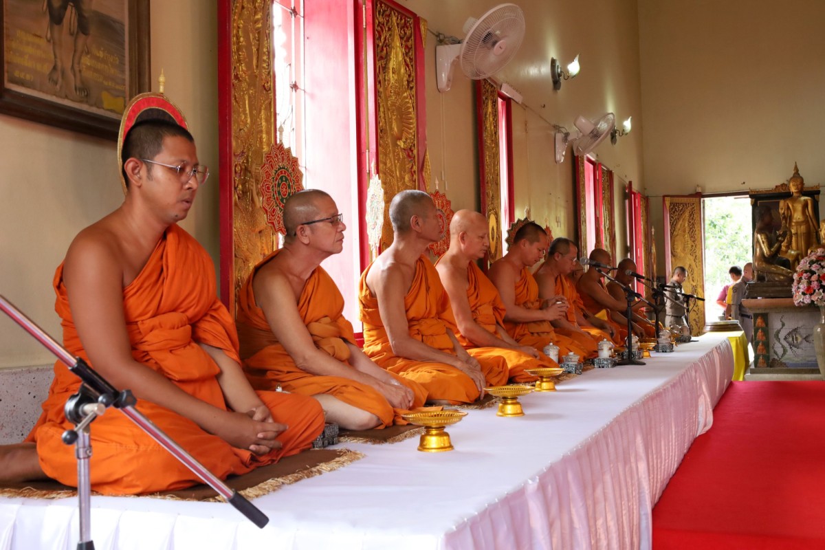  อบจ.ตาก เข้าร่วมพิธีจริญพระพุธมนต์สมโภชพระพุทธรูปสำคัญประจำจังหวัดตากพิธีถวายเครื่องราชสักการะและวางพานพุ่ม และพิธีจุดเทียนถวายพระพรชัยมงคล