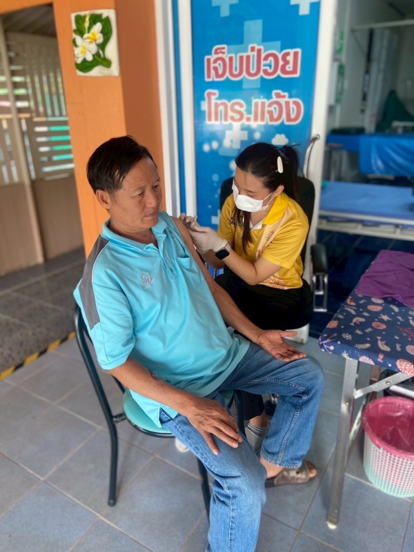 5 มิ.ย.68 รพ.สต.บ้านสันป่าไร่ รณรงค์ฉีดวัคซีนป้องกันไข้หวัดใหญ่ ประจำปี 2568 กลุ่มเสี่ยง (รอบสอง หมู่ 2,3,5) มีผู้มารับบริการ 53 ราย รวม 2 รอบ มีผู้รับบริการ 123 ราย และจะรณรงค์รอบสาม รอบสุดท้าย (กลุ่มเสี่ยง หมู่ 6,7) ในวันที่ 9 มิ.ย.68