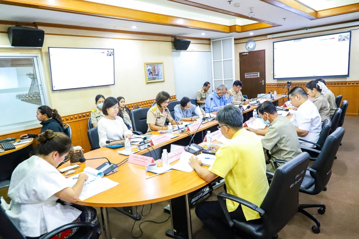 นายกจอย (นายก อบจ.ตาก) เป็นประธานการประชุม คณะกรรมการสุขภาพระดับพื้นที่