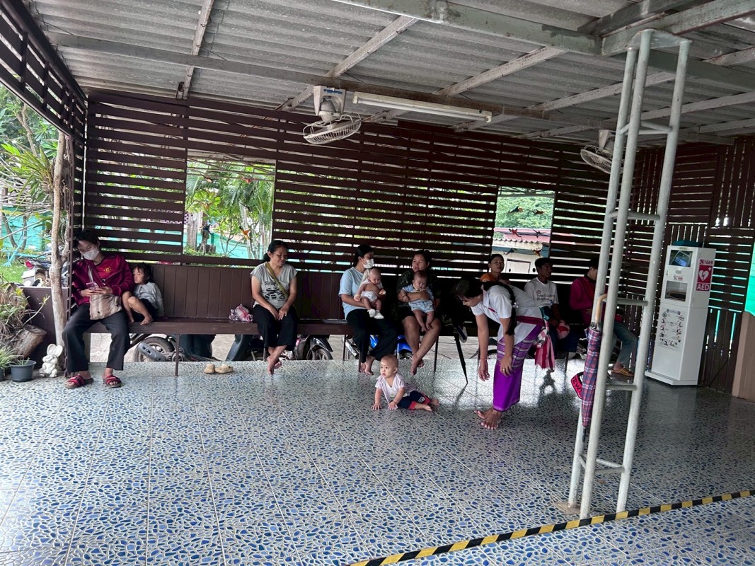 11 มิ.ย.68 รพ.สต.บ้านสันป่าไร่ ฉีดวัคซีนเด็ก อายุ 2 เดือน ถึง 4 ปี จำนวน 20 ราย และตรวจสุขภาพช่องปาก,เคลือบฟลูออไรด์,ให้ทันตสุขศึกษาแก่ผู้ปกครองเด็ก,เจาะเลือดตรวจ Hct,จ่ายยา para syrและferrous syr