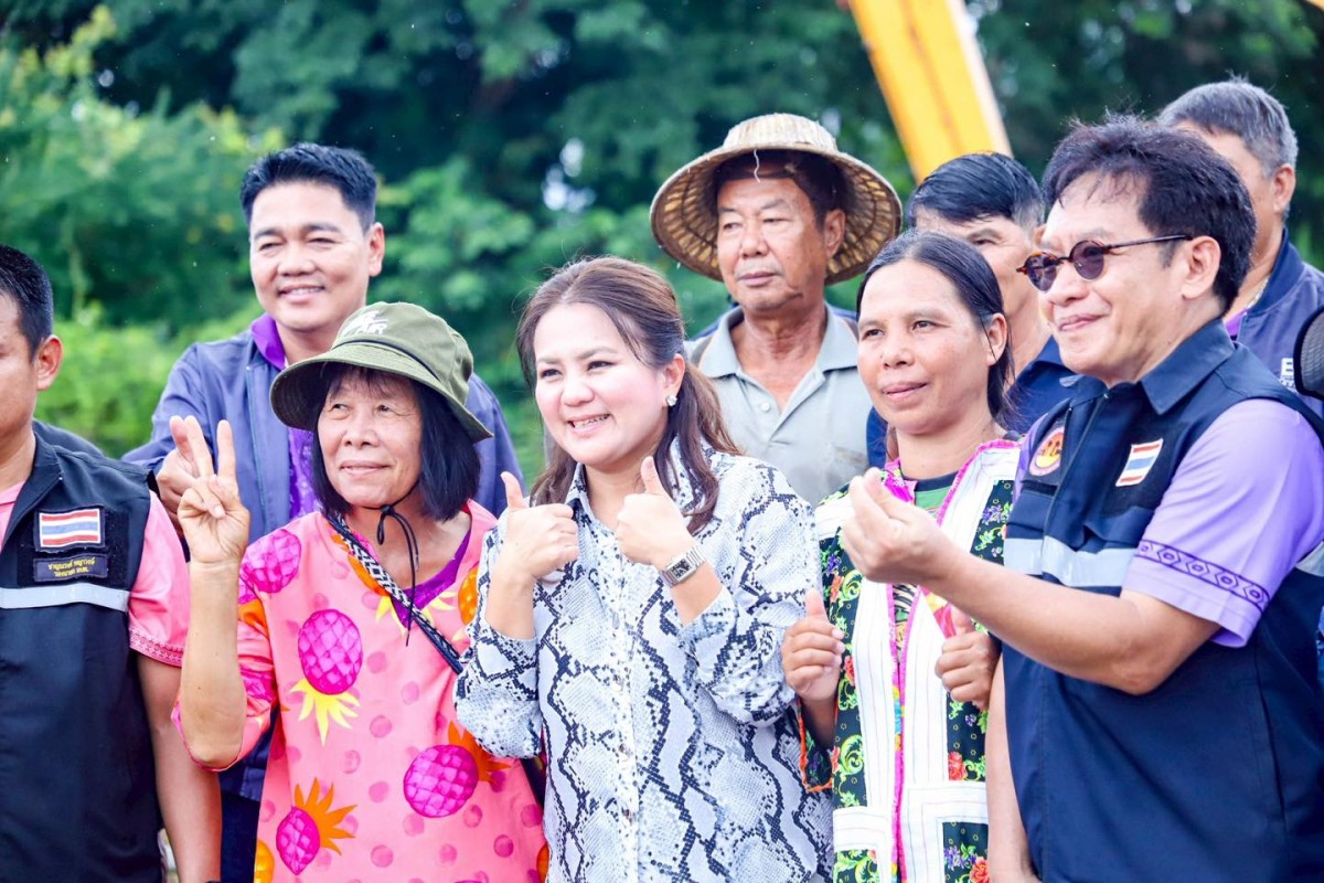 นายกจอย นายก อบจ.ตาก ลงพื้นที่ตรวจการทำงานของเครื่องจักร บ้านปางส้าน ต.บ้านด่านแม่ละเมา อ.แม่สอด