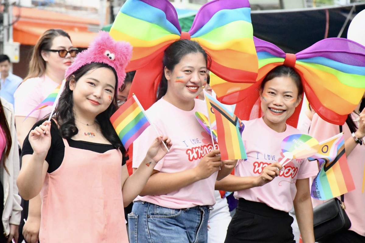 นายกจอย (นายก อบจ.ตาก) นำทีมอบจ. ตาก ร่วมงานแม่สอดไพรด์ 2025