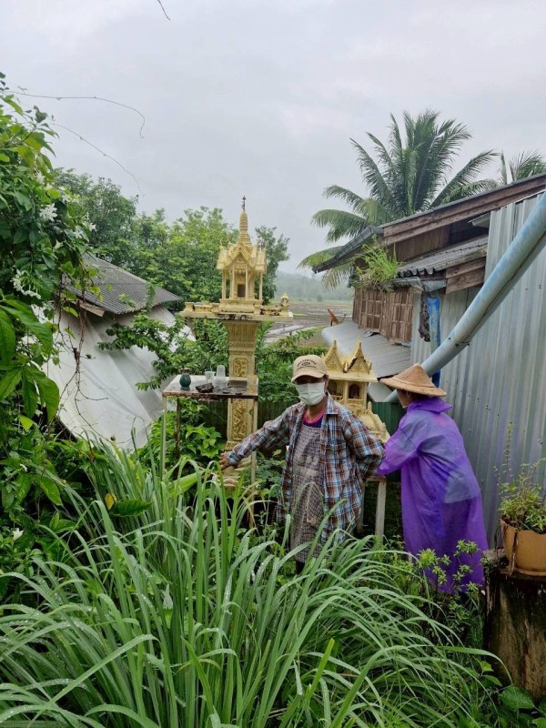 20 มิถุนายน 2568 รพ.สต.บ้านสันป่าไร่ร่วมกับอาสาสมัครสาธารณสุข หมู่ที่ 5 บ้านสันป่าไร่ ควบคุมโรครอบที่ 3 เคส นส.พิชชญา ติ๊บลังกาและ รอบที่ 2 เคสนางเกสร อุดเป็งเครือ จำนวนบ้านทั้งหมด 37 หลัง จำนวนภาชนะทั้งหมด 398 ชิ้น พบลูกน้ำ 4 หลัง ภาชนะ 7 ชิ้น ค่าBI=18.9