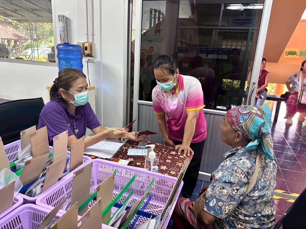 24 มิ.ย.68 รพ.สต.บ้านสันป่าไร่ จ่ายยาให้แก่ผู้ป่วยโรคความดันโลหิตสูง(กลุ่มที่ 3) จำนวน 43 ราย