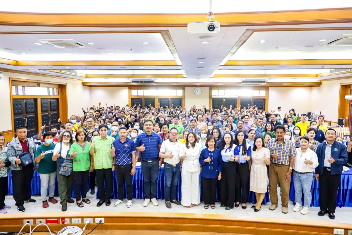 นายกจอย นายก อบจ.ตาก เป็นประธานในพิธีเปิดโครงการฝึกอบรม ส่งเสริมหลักประชาธิปไตยและส่งเสริมการมีส่วนร่วมของประชาชน