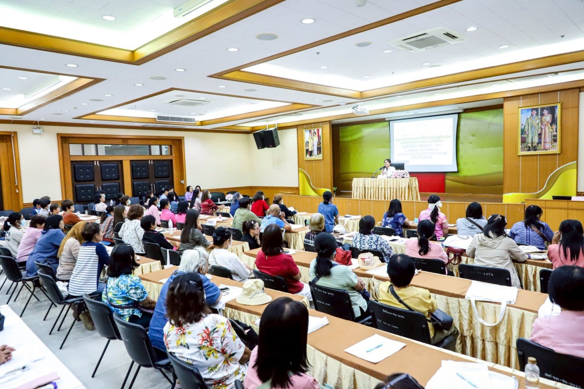 นายกจอย นายก อบจ.ตาก เป็นประธานในพิธีเปิดโครงการพัฒนาศักยภาพการให้บริการด้านการท่องเที่ยว รุ่นที่ 1