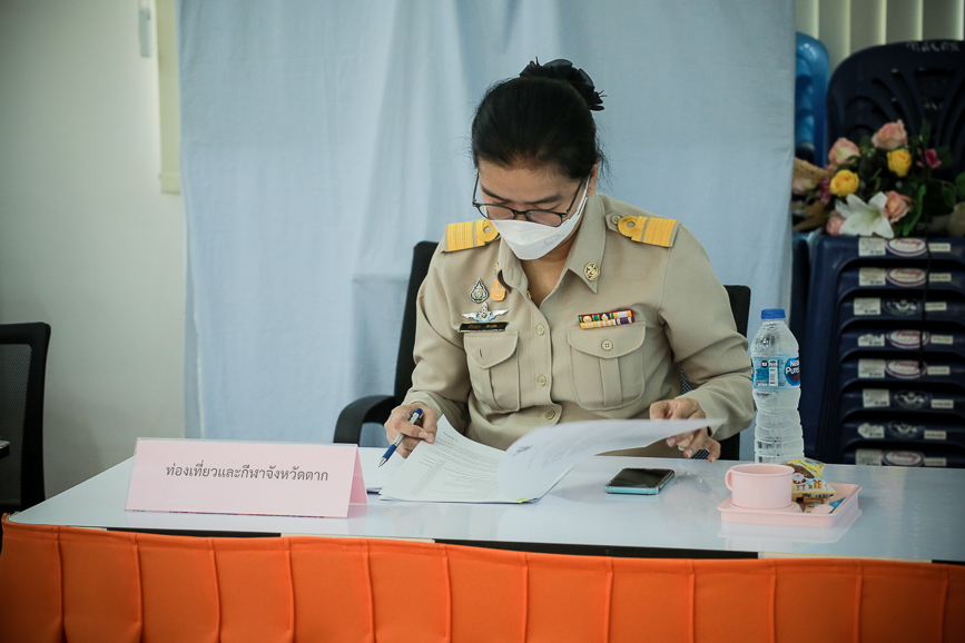 นายก อบจ.ตาก ในฐานะผู้อำนวยการอุทยานธรณีไม้กลายเป็นหินจังหวัดตาก เข้าร่วมการประชุมปรึกษาหารือการพัฒนาและขับเคลื่อนอุทยานธรณีไม้กลายเป็นหินตาก